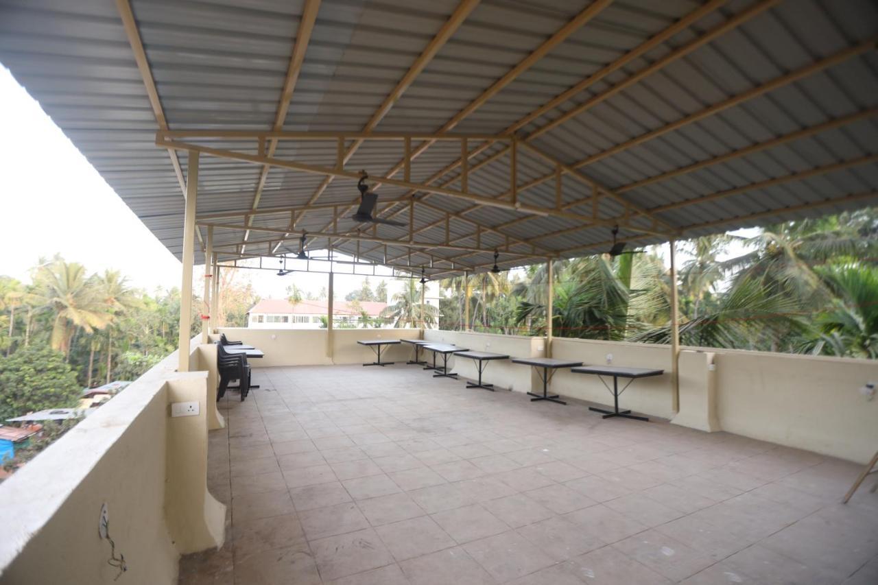 Shree Swami Samarth Resort Diveāgar Extérieur photo