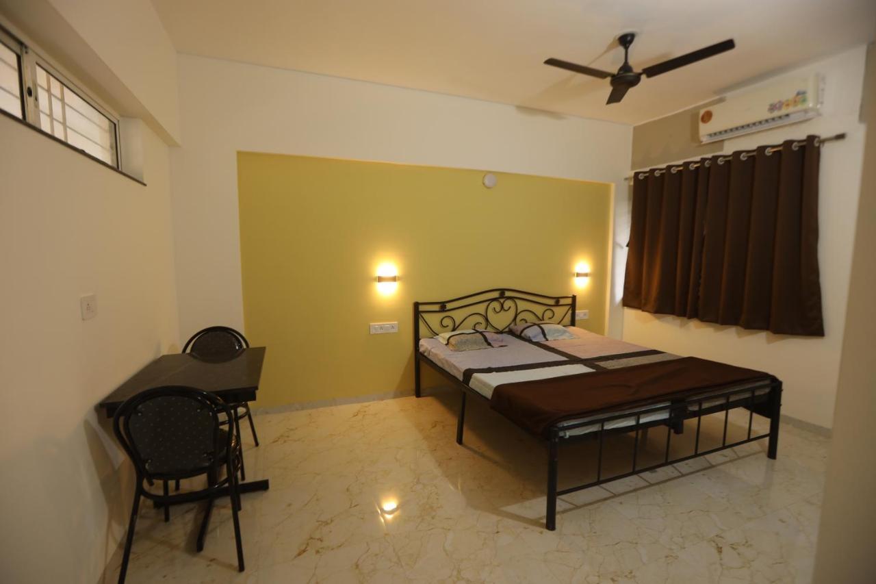 Shree Swami Samarth Resort Diveāgar Extérieur photo