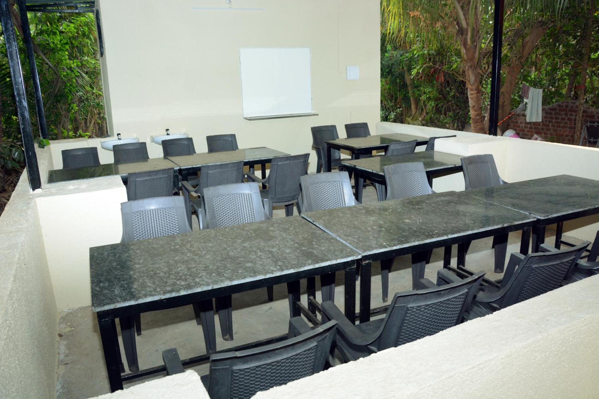 Shree Swami Samarth Resort Diveāgar Extérieur photo